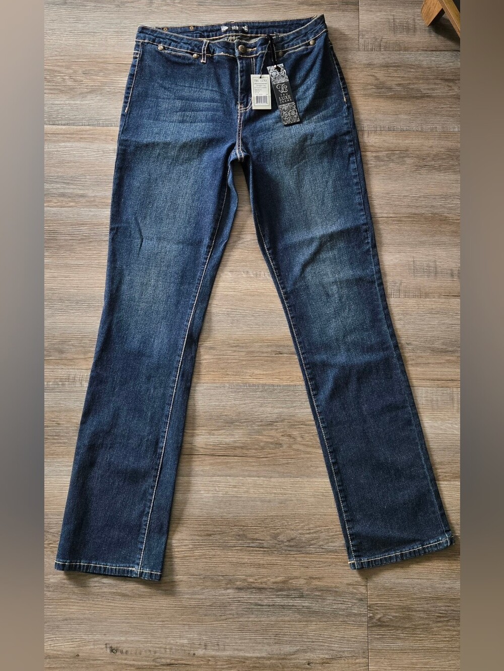 Tru Luxe Women's Straight Leg Dark Jeans, NEW with Tag